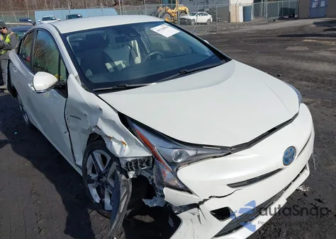 2016 Toyota Prius Three Touring z USA, uszkodzony, nr VIN JTDKARFU8G3508911